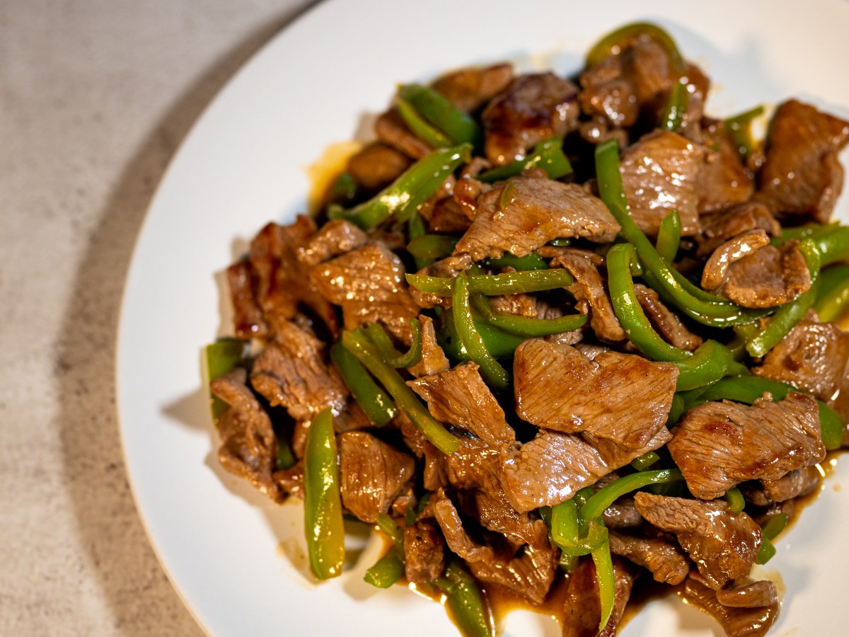 Gebratenes Lammfleisch mit&nbsp;Paprika